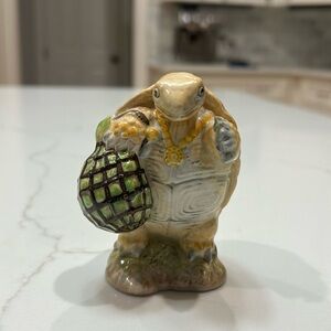 Beatrix Potter’s  Mr. Alderman Ptolemy porcelain figurine, from England 3.5”